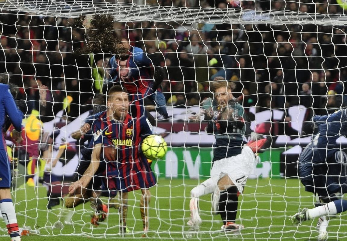 巴萨利物浦巅峰对决：激情碰撞下的足球精神传承(图2)